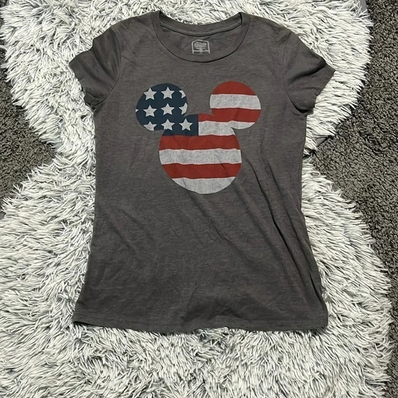 Old Navy X Disney Shirt Size Large - Picture 1 of 9